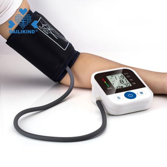 Wéi benotzen ech Digital Sphygmomanometer?